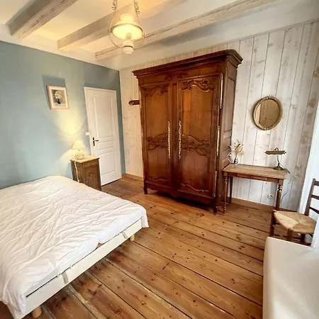 Maison De Charme Au Coeur Historique - 500m Plage, Jardin Prive, Wifi Gratuite - Fr-1-361-135 * Granville