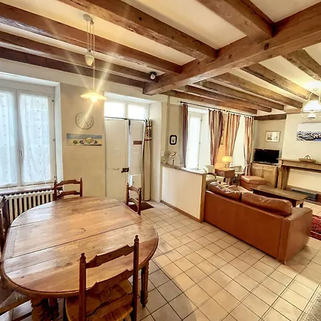 Ferienhaus Maison De Charme Au Coeur Historique - 500m Plage, Jardin Prive, Wifi Gratuite - Fr-1-361-135 *